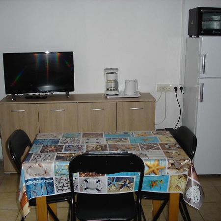 La Brise Marine Entre Mer Et Lac Marin, Terrasse, 5Mn De La Plage Wifi Apartment ปอร์-ลา-นูแวลล์ ภายนอก รูปภาพ